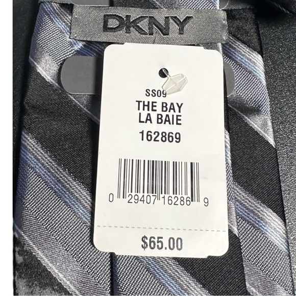 MEN'S DKNY 100% SILK BLACK/SILVER/GREY TIE (NWT) - Picture 4 of 5